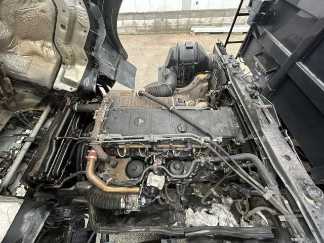 MITSUBISHI FUSOU SUPER GREAT 2013