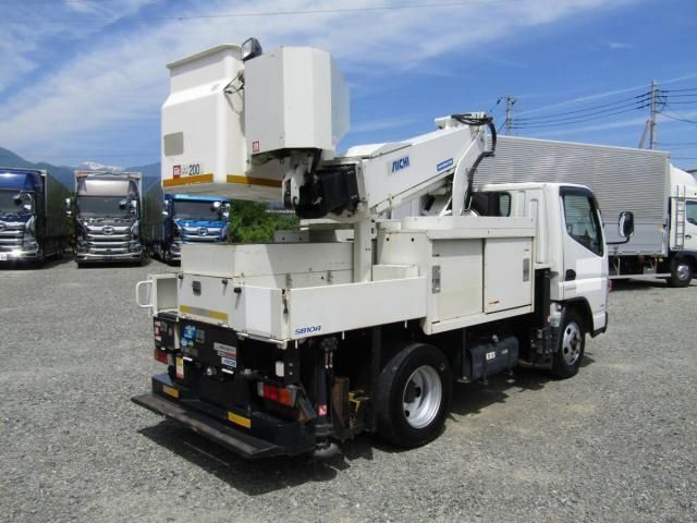 MITSUBISHI CANTER 2017