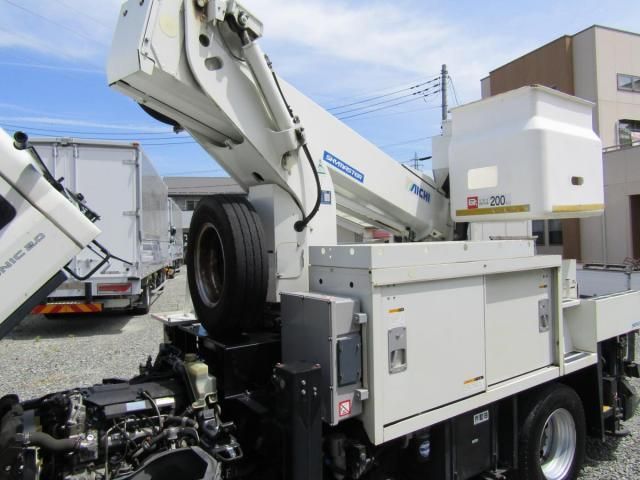 MITSUBISHI CANTER 2017