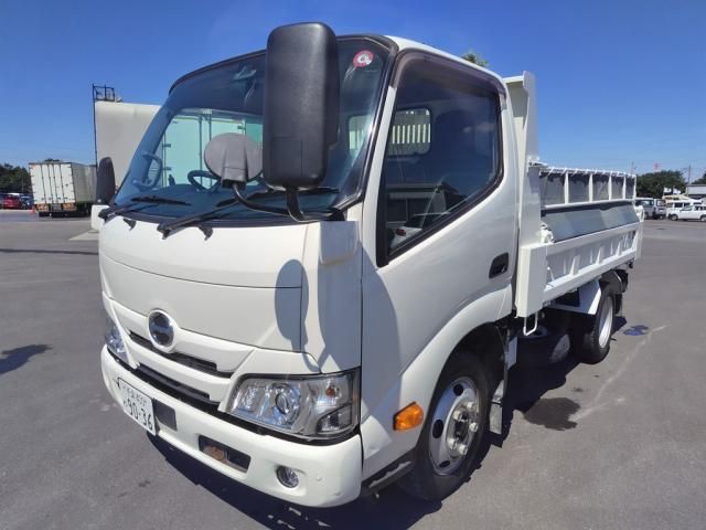 HINO DUTRO 2020
