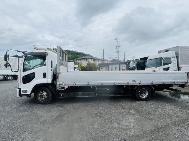 ISUZU FORWARD 2015