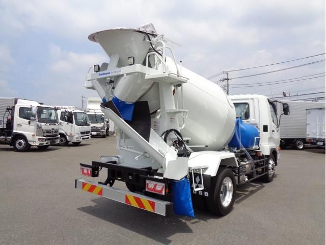 MITSUBISHI FUSOU FIGHTER 2023