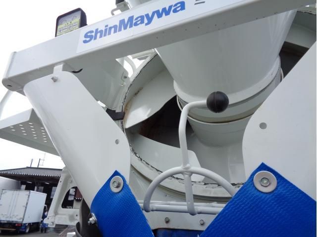 MITSUBISHI FUSOU FIGHTER 2023