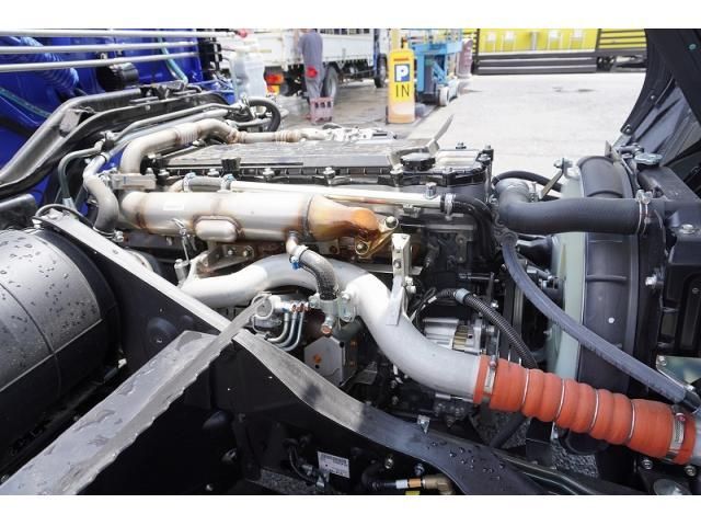 MITSUBISHI FUSOU FIGHTER 2024