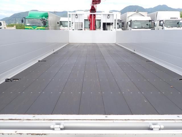 MITSUBISHI CANTER 2024