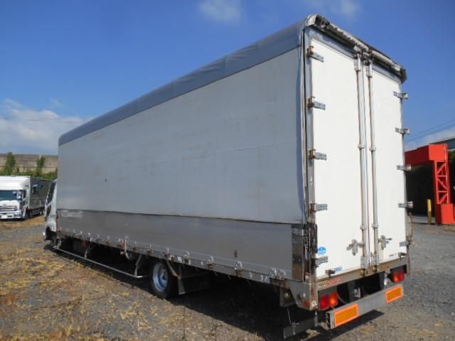 MITSUBISHI FUSOU FIGHTER 2011