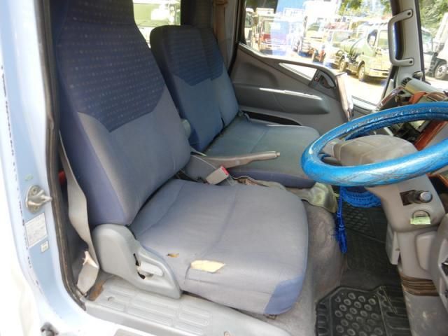 MITSUBISHI CANTER 2008