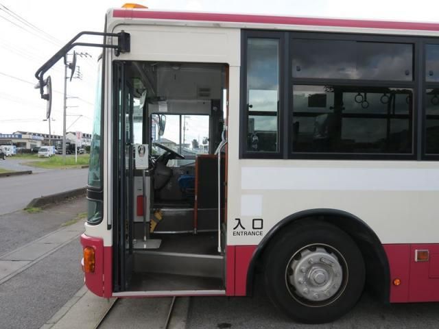MITSUBISHI FUSOU AERO Star 2019