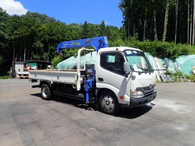 HINO DUTRO 2013