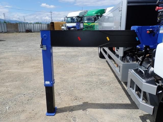 MITSUBISHI FUSOU FIGHTER 2024