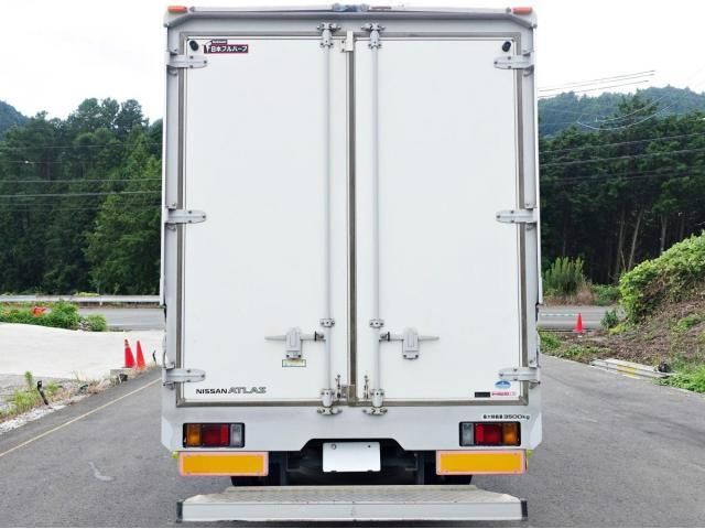ISUZU ELF 2008