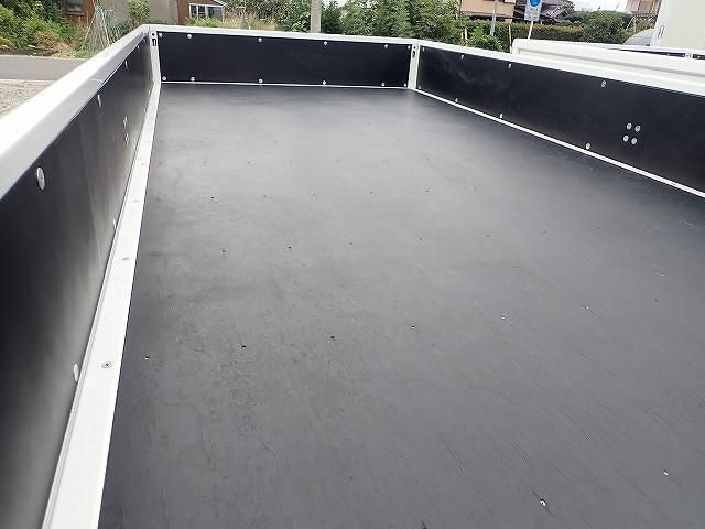 MITSUBISHI CANTER 2024