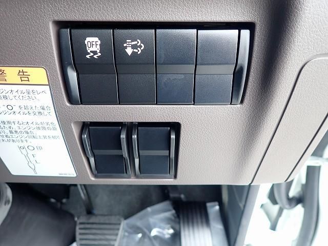 MITSUBISHI CANTER 2024