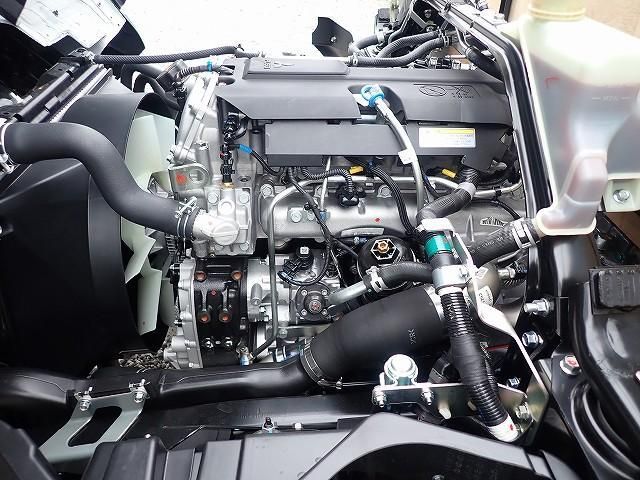 MITSUBISHI CANTER 2024