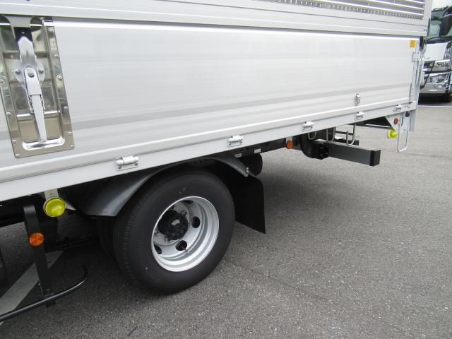 MITSUBISHI FUSOU FIGHTER 2024