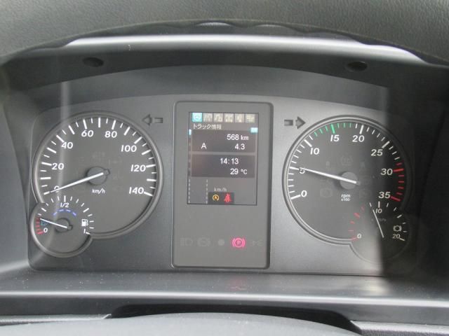 MITSUBISHI FUSOU FIGHTER 2024