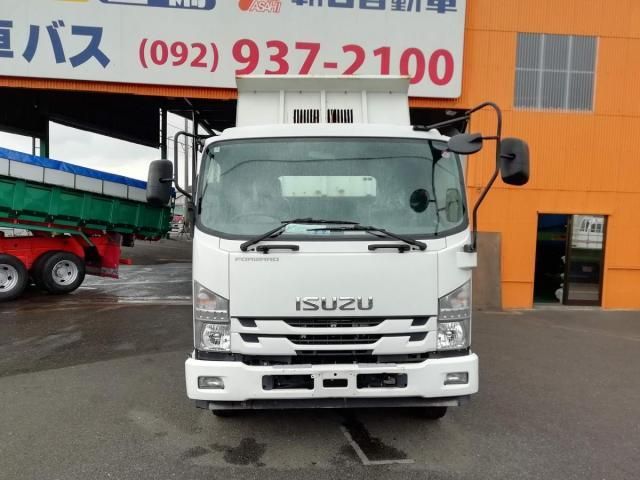 ISUZU FORWARD 2017