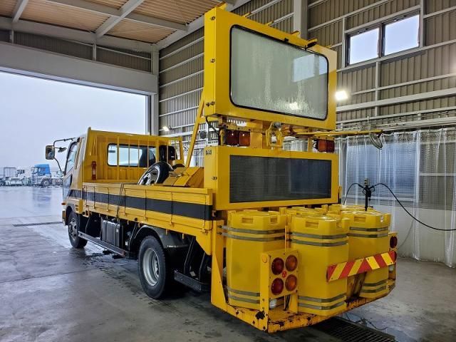 MITSUBISHI FUSOU FIGHTER 2017