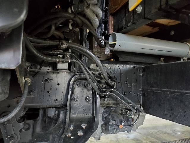 MITSUBISHI FUSOU FIGHTER 2017