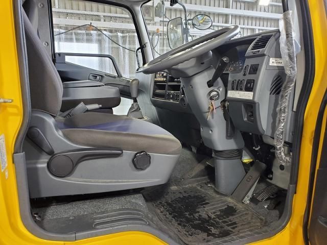 MITSUBISHI FUSOU FIGHTER 2017