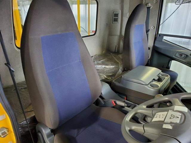 MITSUBISHI FUSOU FIGHTER 2017