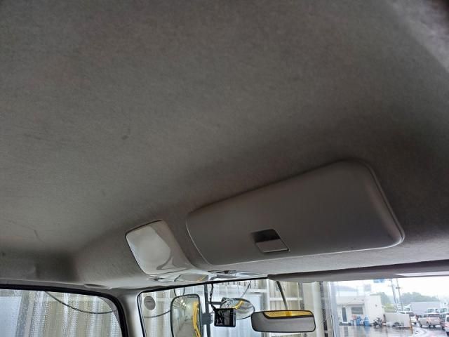 MITSUBISHI FUSOU FIGHTER 2017