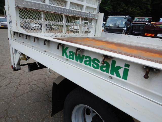 MITSUBISHI CANTER 2013