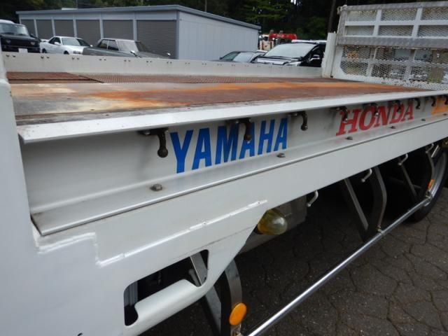 MITSUBISHI CANTER 2013