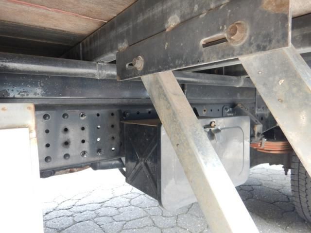 MITSUBISHI CANTER 2013