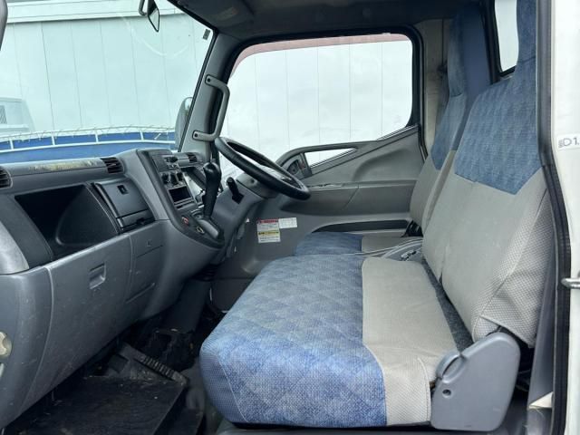 MITSUBISHI CANTER 2006