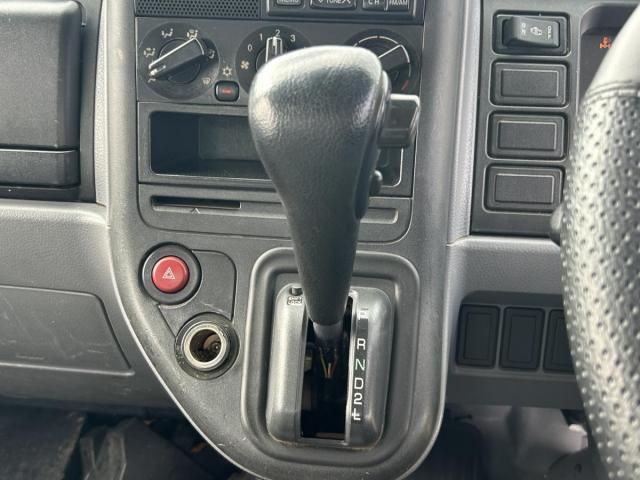 MITSUBISHI CANTER 2006