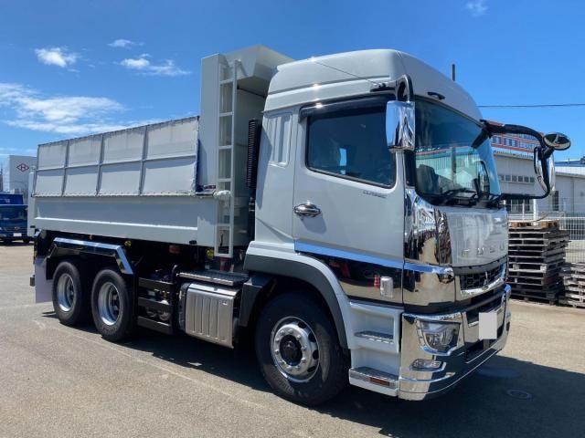 MITSUBISHI FUSOU SUPER GREAT 2023