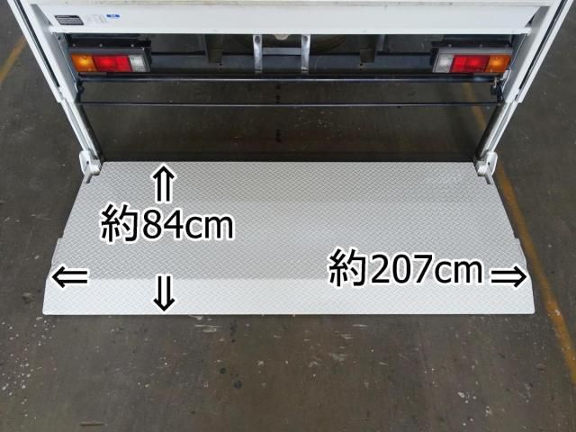 MITSUBISHI CANTER 2013