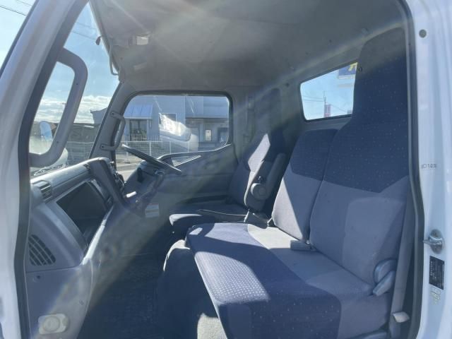 MITSUBISHI CANTER 2006