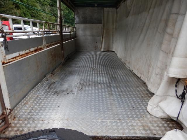 MITSUBISHI FUSOU FIGHTER 2003