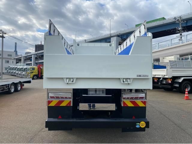 MITSUBISHI FUSOU SUPER GREAT 2024