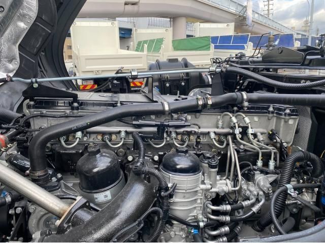 MITSUBISHI FUSOU SUPER GREAT 2024