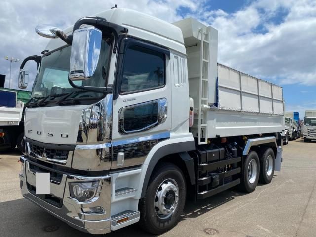 MITSUBISHI FUSOU SUPER GREAT 2024