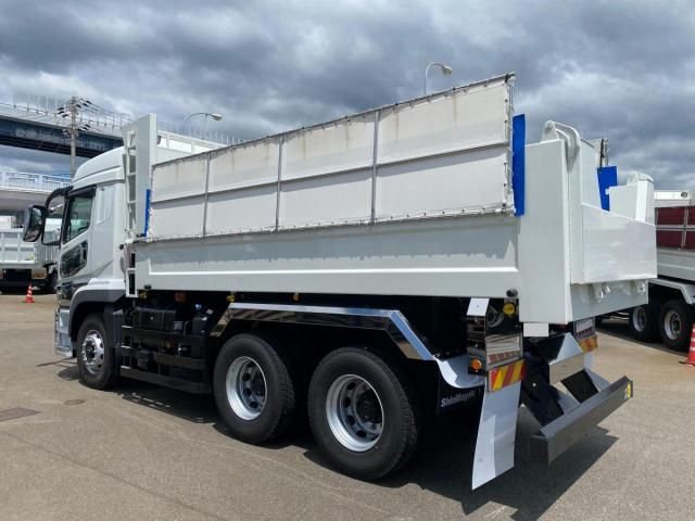 MITSUBISHI FUSOU SUPER GREAT 2024