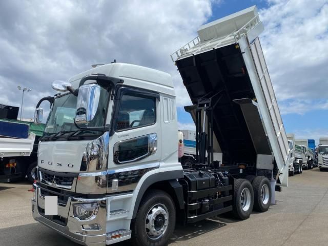 MITSUBISHI FUSOU SUPER GREAT 2024