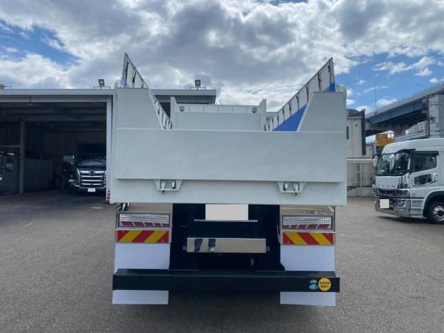 MITSUBISHI FUSOU SUPER GREAT 2024