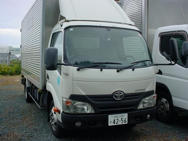TOYOTA DYNA 2015