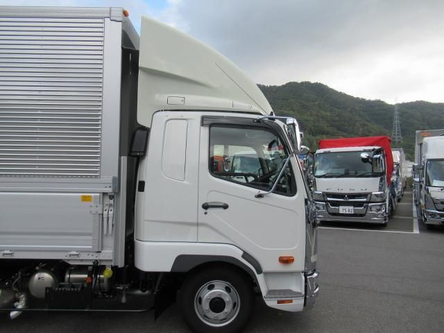 MITSUBISHI FUSOU FIGHTER 2024