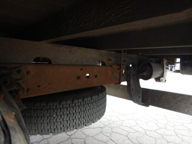 MITSUBISHI FUSOU FIGHTER 2002