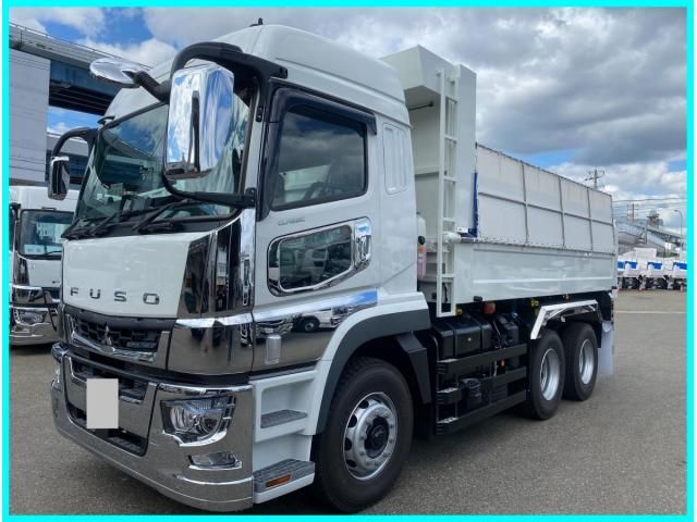 MITSUBISHI FUSOU SUPER GREAT 2023
