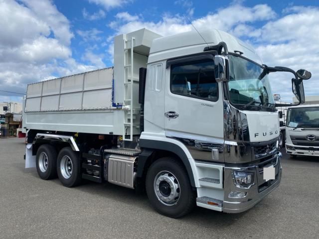 MITSUBISHI FUSOU SUPER GREAT 2023