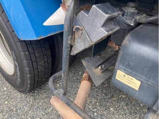 MITSUBISHI CANTER 2011