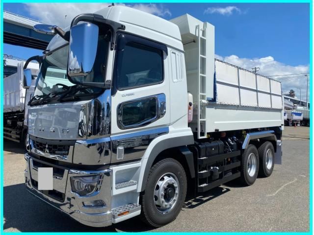 MITSUBISHI FUSOU SUPER GREAT 2023