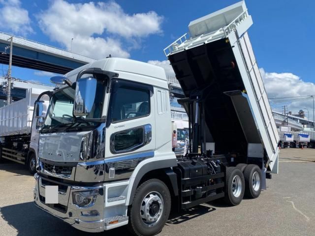 MITSUBISHI FUSOU SUPER GREAT 2023