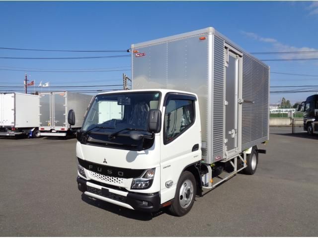 MITSUBISHI CANTER 2024